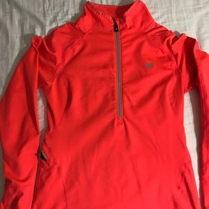 New Balance women’s medium quarter zip